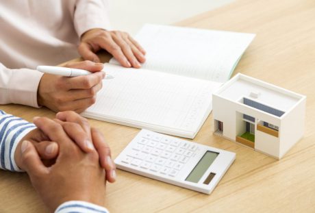 不動産投資でかかる費用と税金の種類、注意点を解説