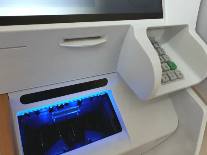 海外送金はいくらまで？限度額と税金の仕組みをわかりやすく解説