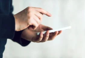 海外送金のスピードはどれくらい？着金日数・即日送金・速くする方法を解説